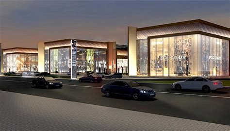 gucci jeddah boulevard|Boulevard: Prada, Giorgio Armani and Gucci have major presence..